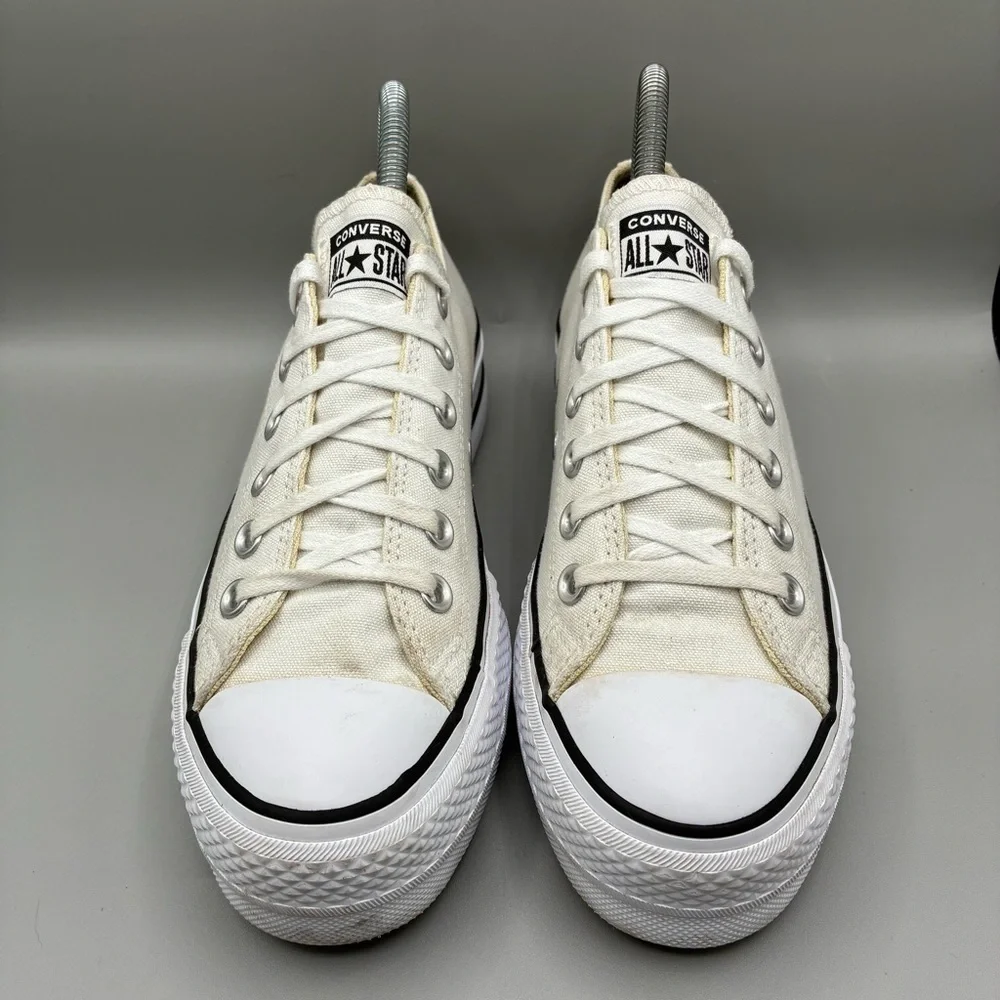 Converse Chuck Taylor All Star Lift Platform Women’s 7 White Sneakers 560251F